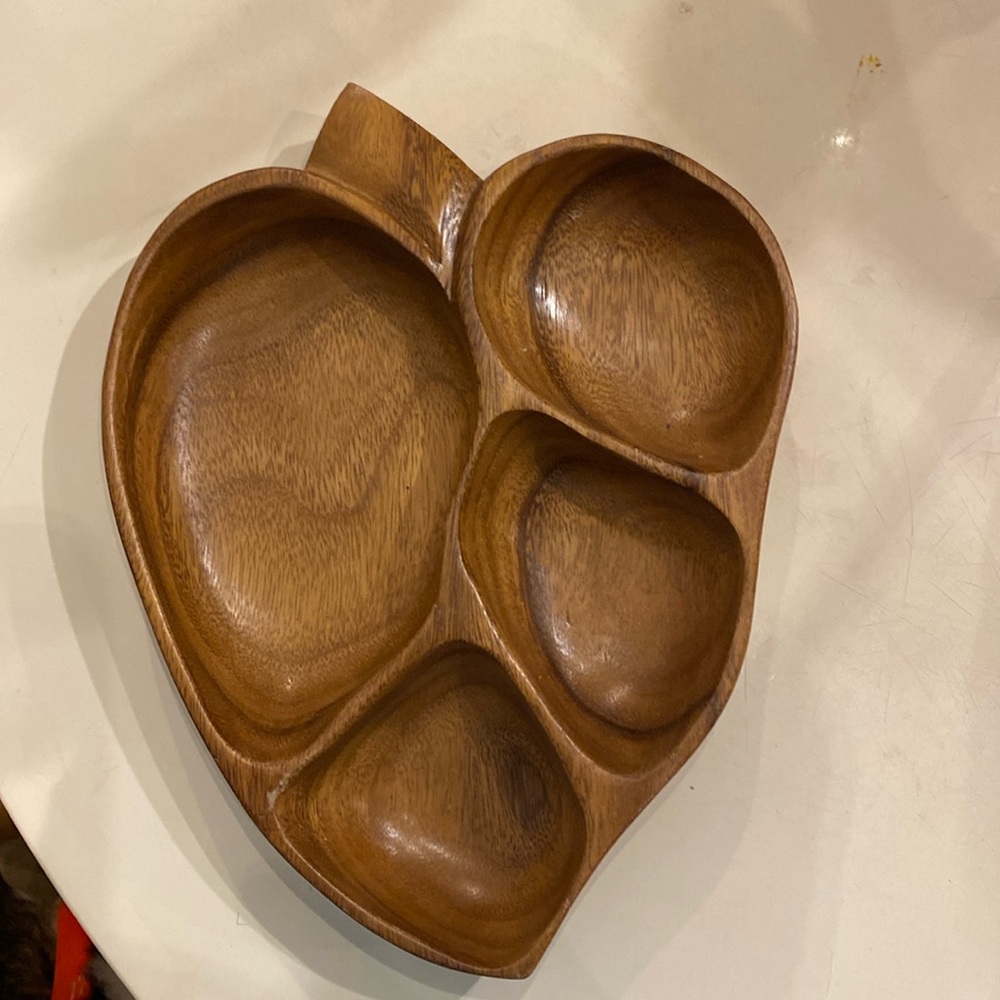 Blair Hawaii Signed Monkey Pod Leaf Serving Bowl. Vintage